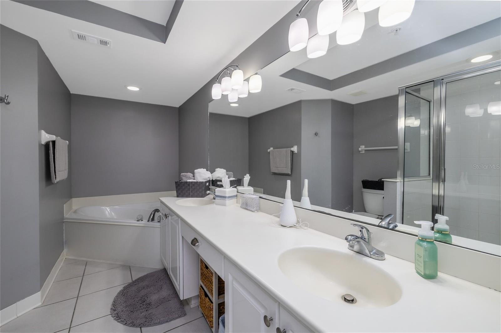 Image 31 of 66 For 3425 Atlantic Avenue 1102