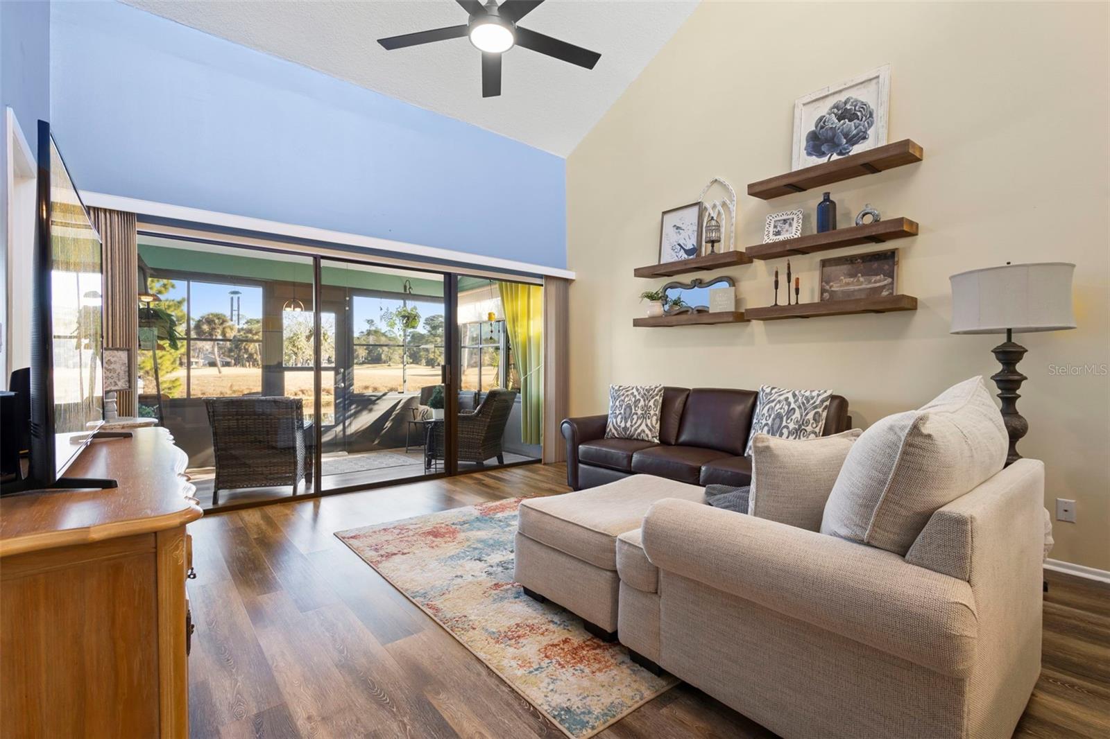 Image 17 of 47 For 173 Surf Scooter Drive