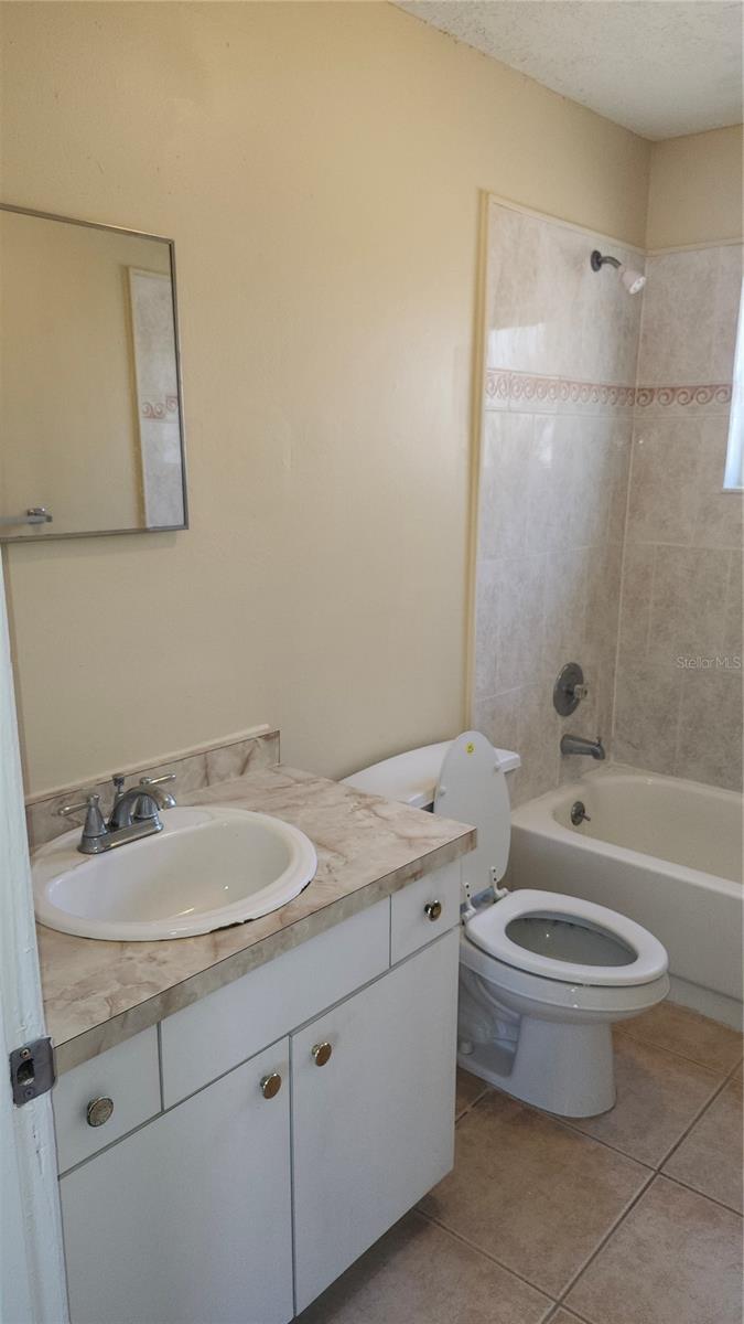 Image 17 of 18 For 2732 Courtland Boulevard