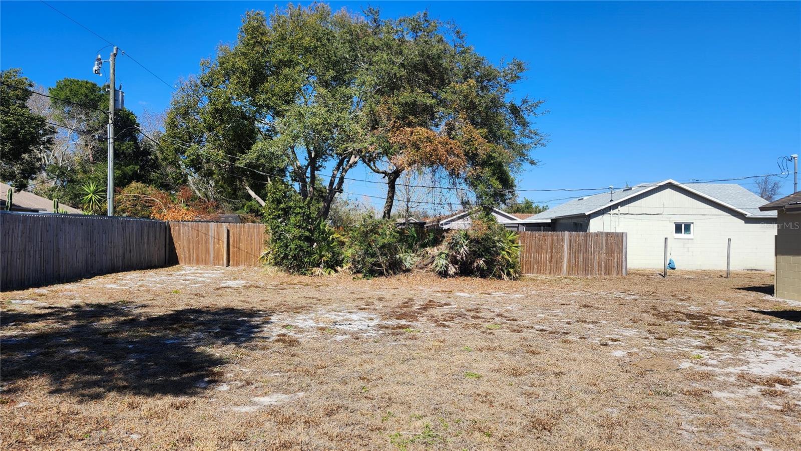 Image 5 of 18 For 2732 Courtland Boulevard