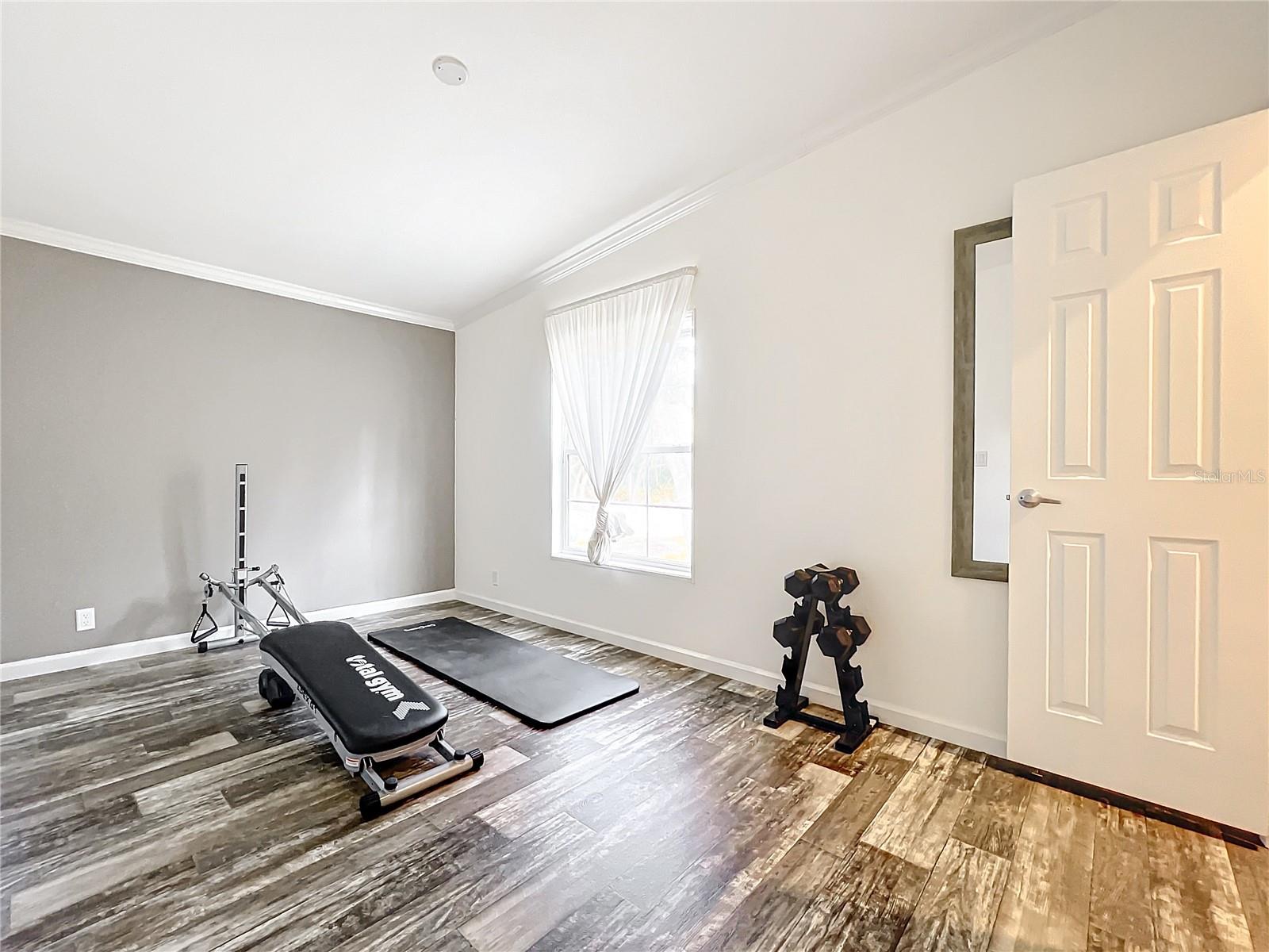 Image 28 of 71 For 32600 Red Oak Drive