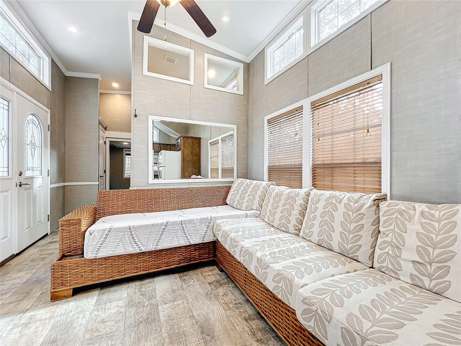 Image 37 of 71 For 32600 Red Oak Drive