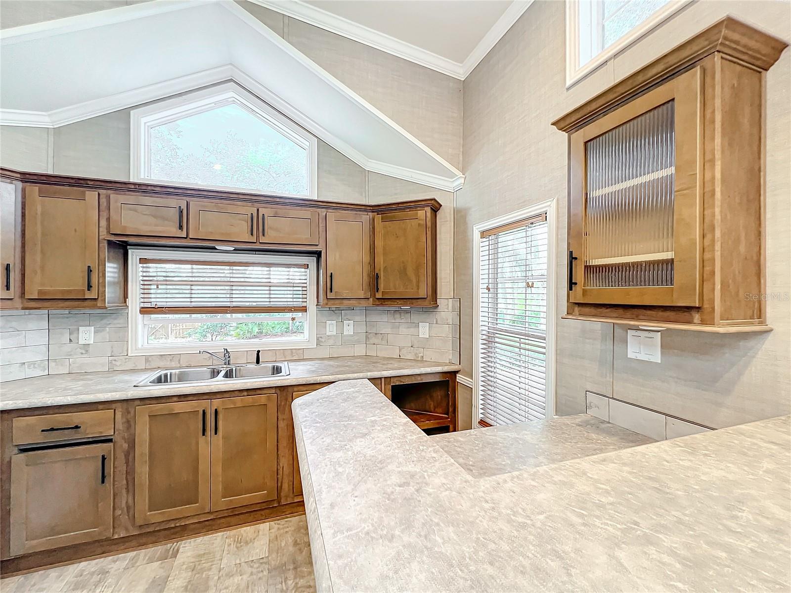 Image 39 of 71 For 32600 Red Oak Drive