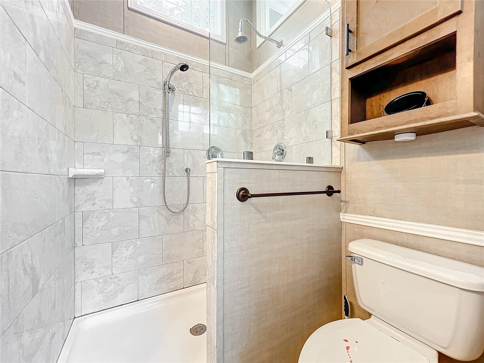 Image 44 of 71 For 32600 Red Oak Drive