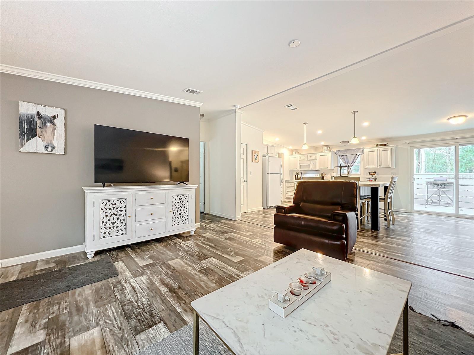 Image 7 of 71 For 32600 Red Oak Drive