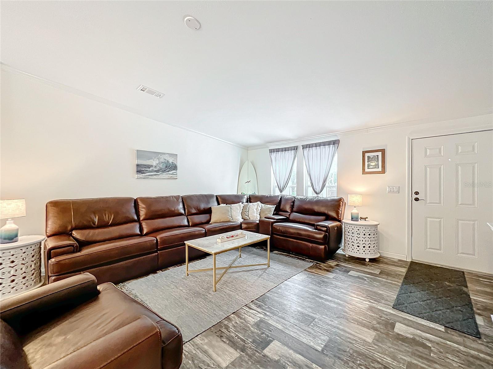 Image 9 of 71 For 32600 Red Oak Drive