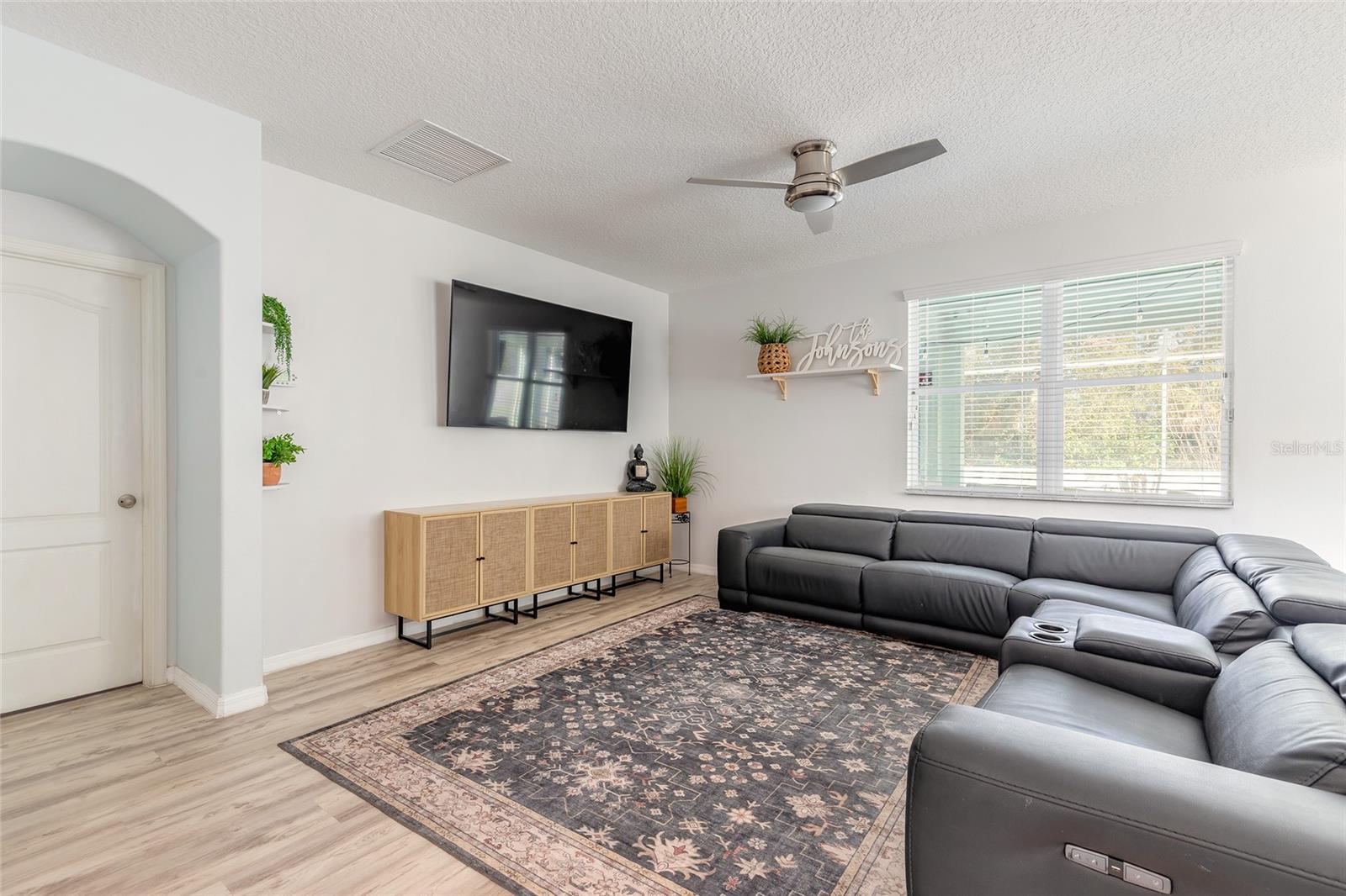 Image 12 of 58 For 1215 Cap Diville Avenue