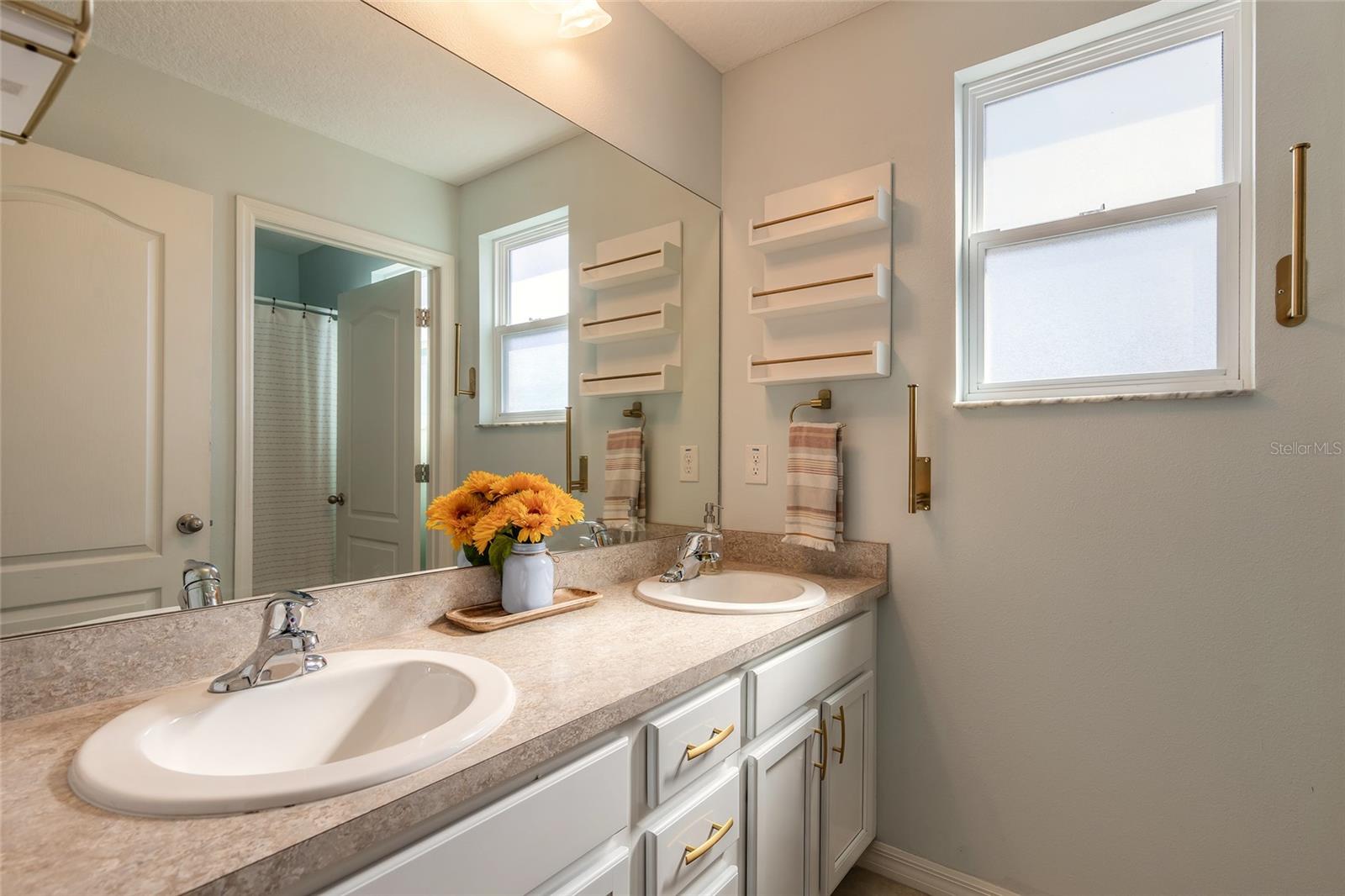 Image 36 of 58 For 1215 Cap Diville Avenue