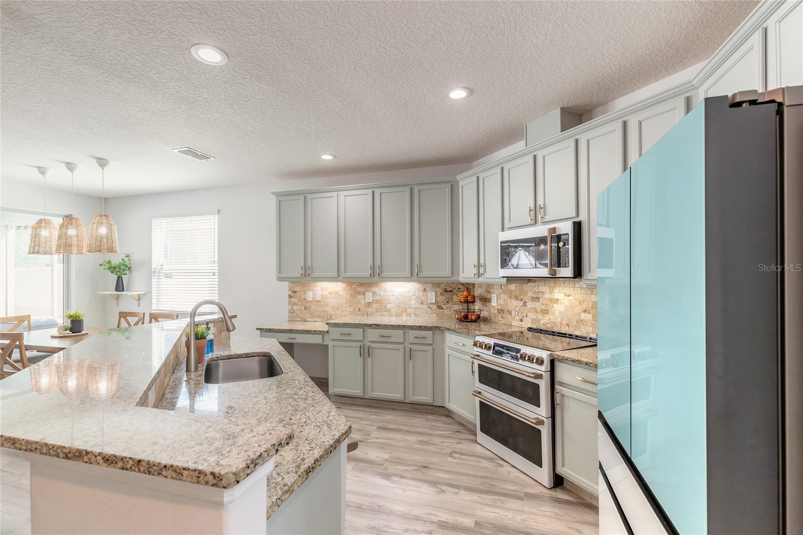 Image 5 of 58 For 1215 Cap Diville Avenue