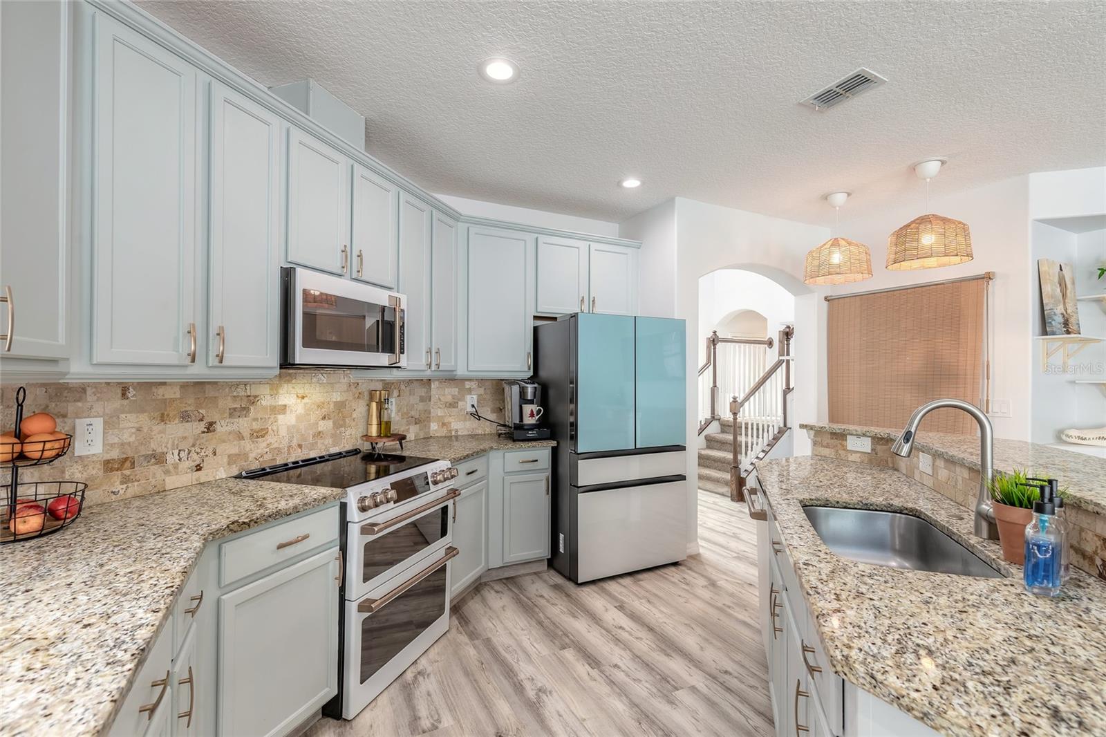 Image 7 of 58 For 1215 Cap Diville Avenue