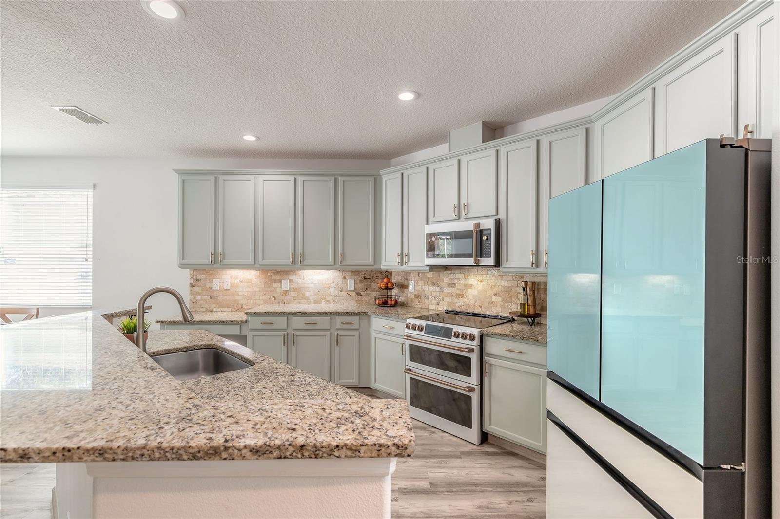 Image 8 of 58 For 1215 Cap Diville Avenue