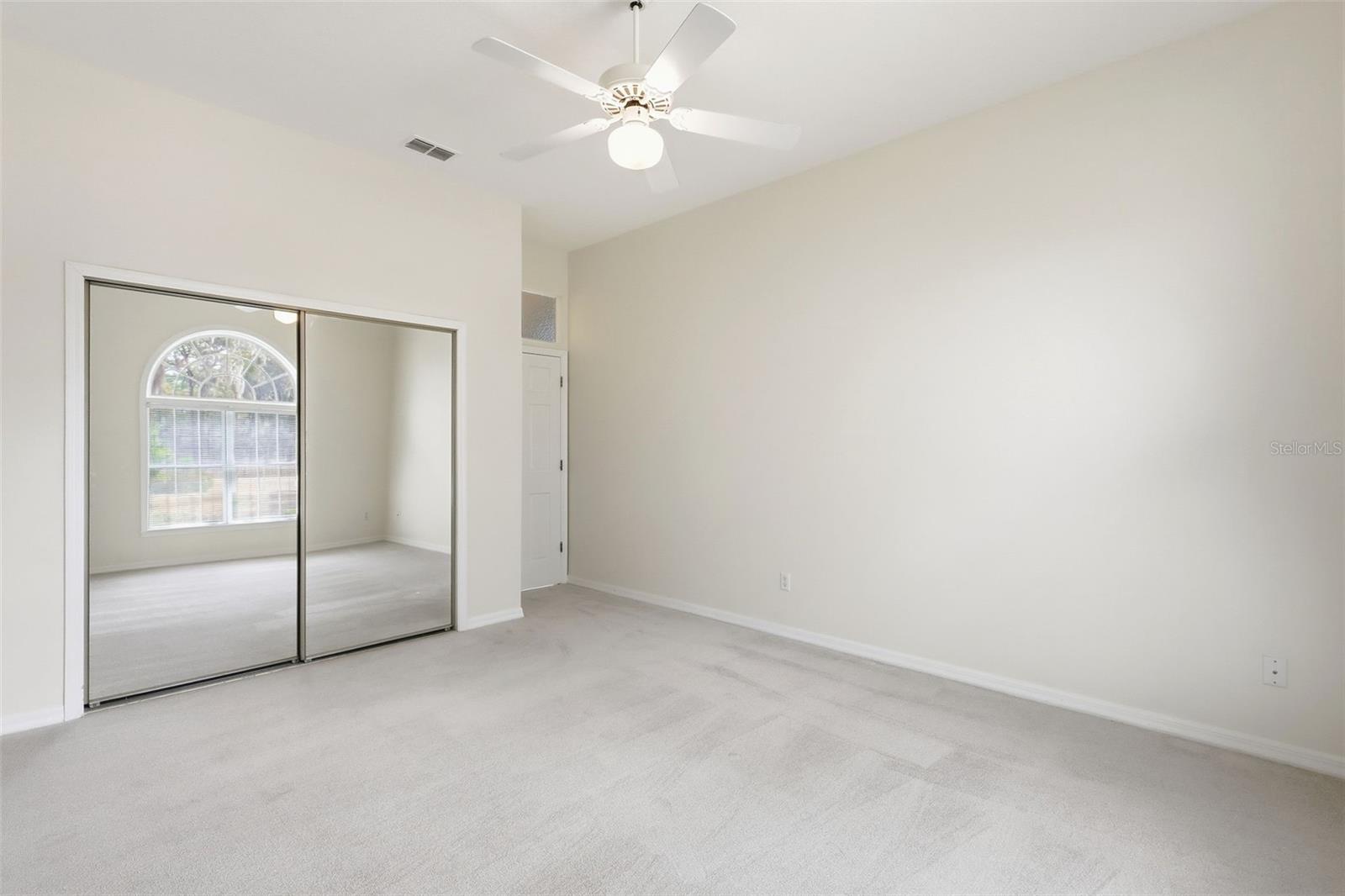 Listing photo id 19 for 1979 Hazen Road