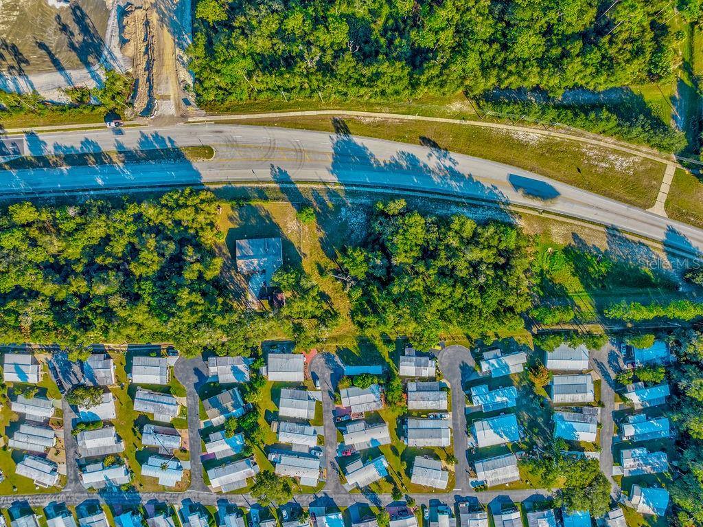 Listing photo id 31 for 330 Bonnie Lane