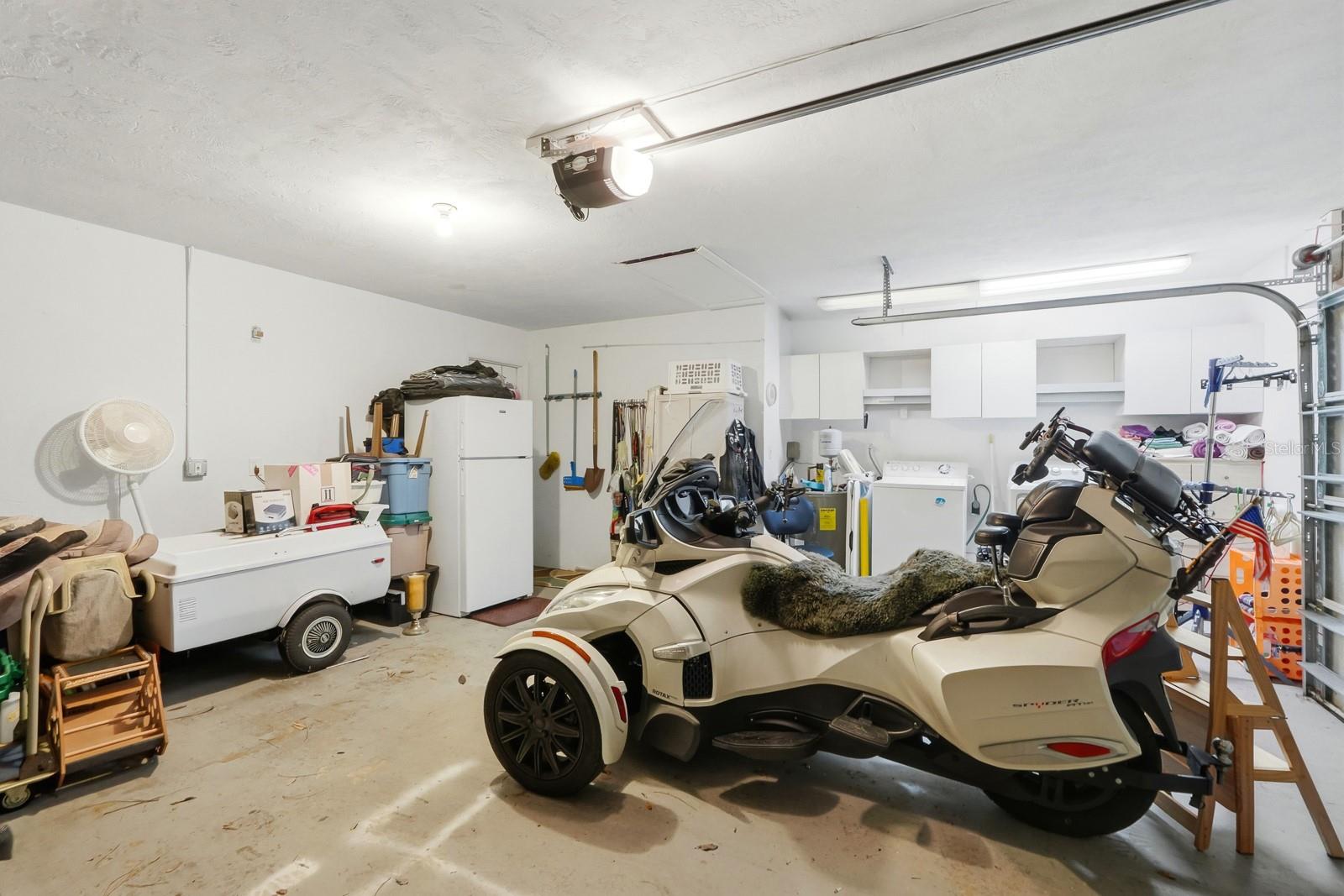 Image 23 of 49 For 118 Meadowbrook Circle