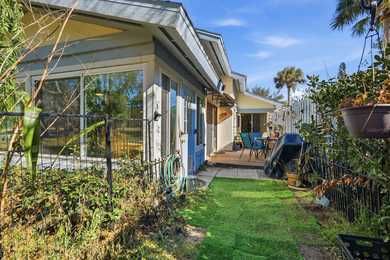 Image 25 of 49 For 118 Meadowbrook Circle