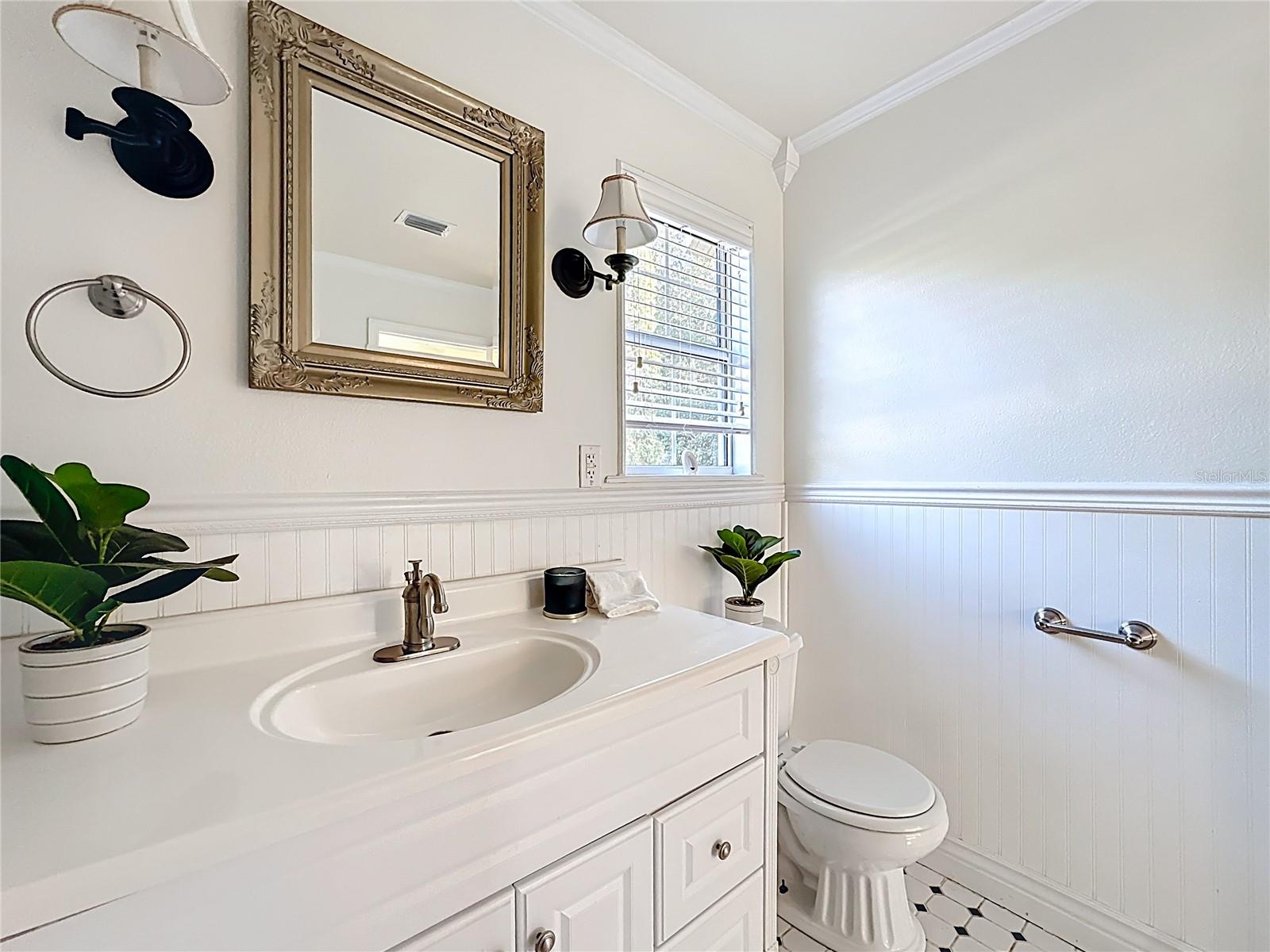 Image 18 of 86 For 1148 Grandview Street