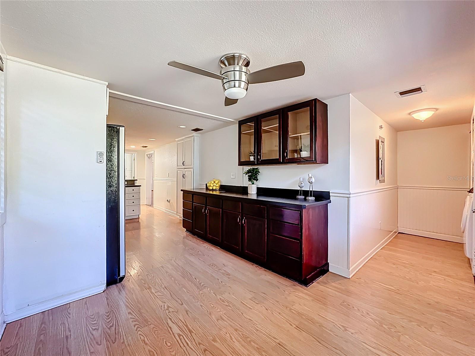 Image 35 of 86 For 1148 Grandview Street