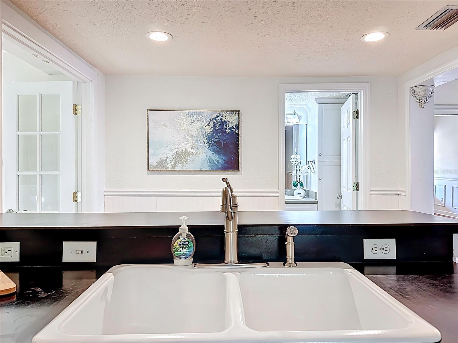 Image 41 of 86 For 1148 Grandview Street