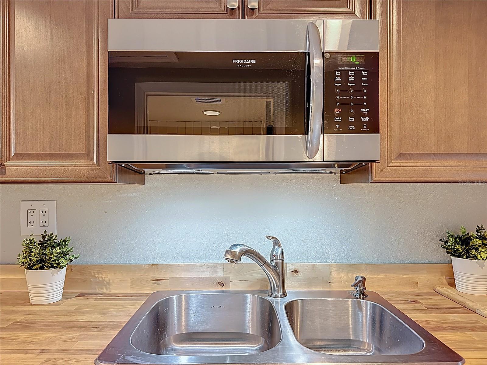 Image 53 of 86 For 1148 Grandview Street