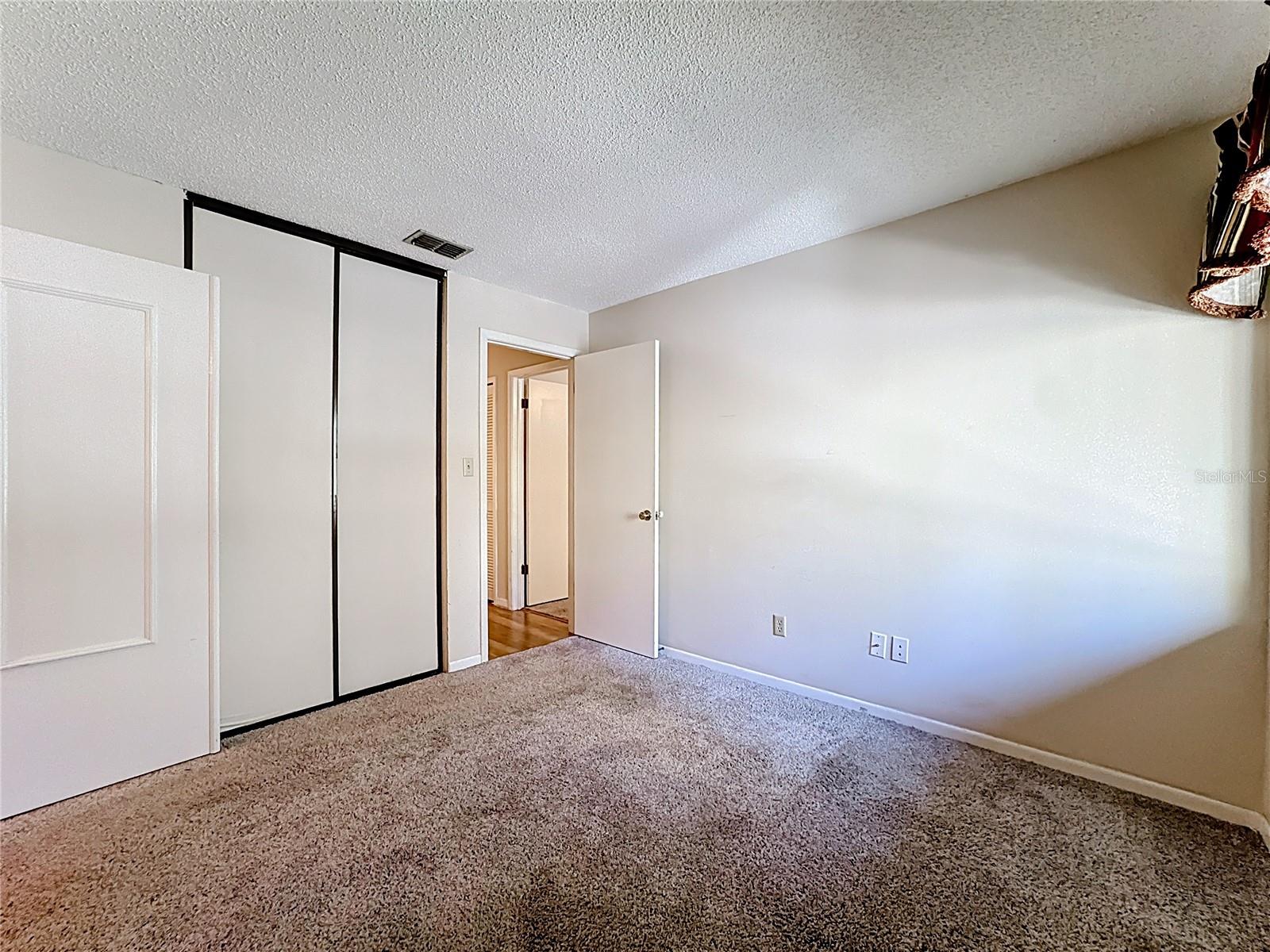 Image 29 of 49 For 2 Escondido Circle 190