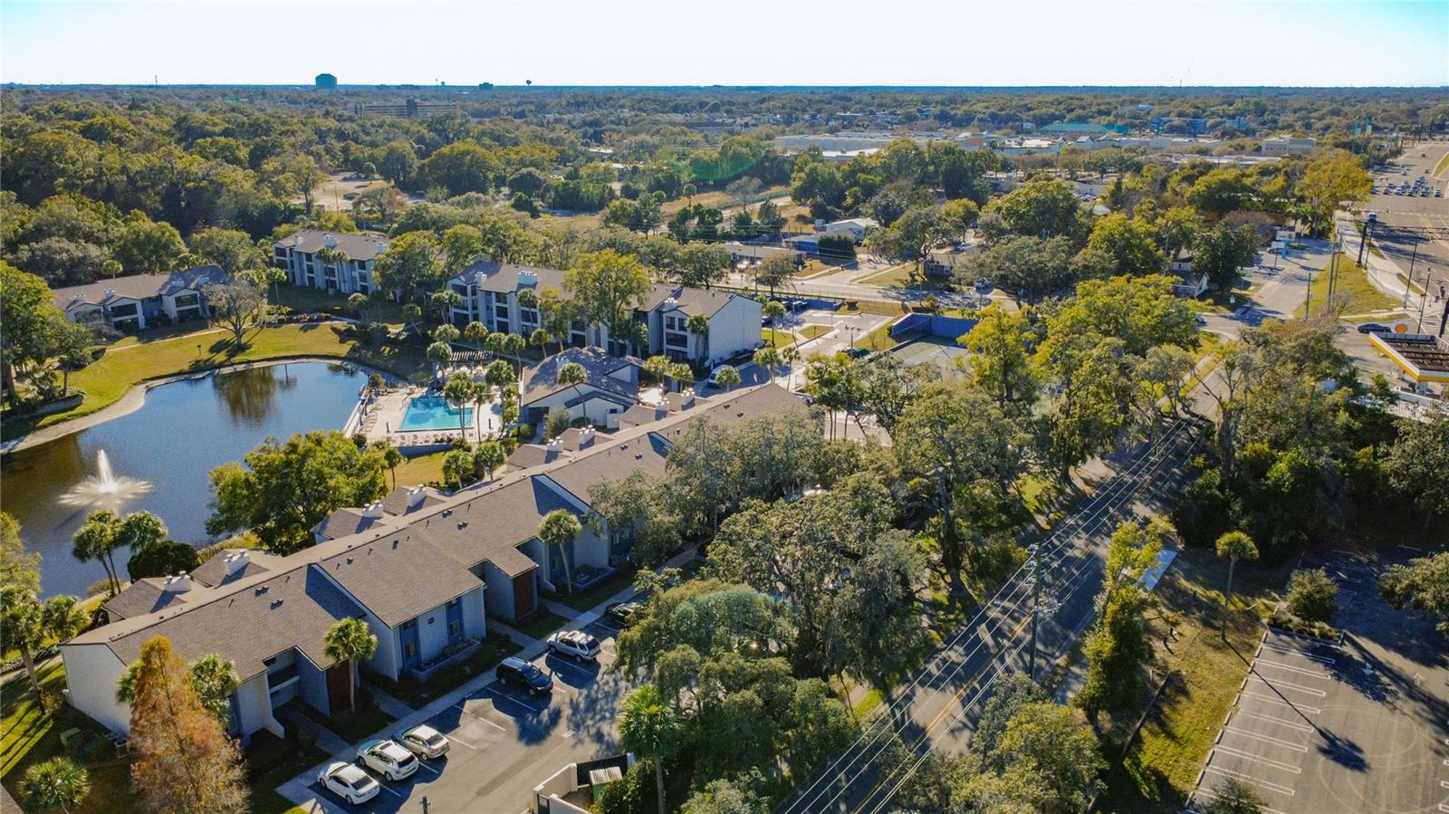 Image 42 of 49 For 2 Escondido Circle 190