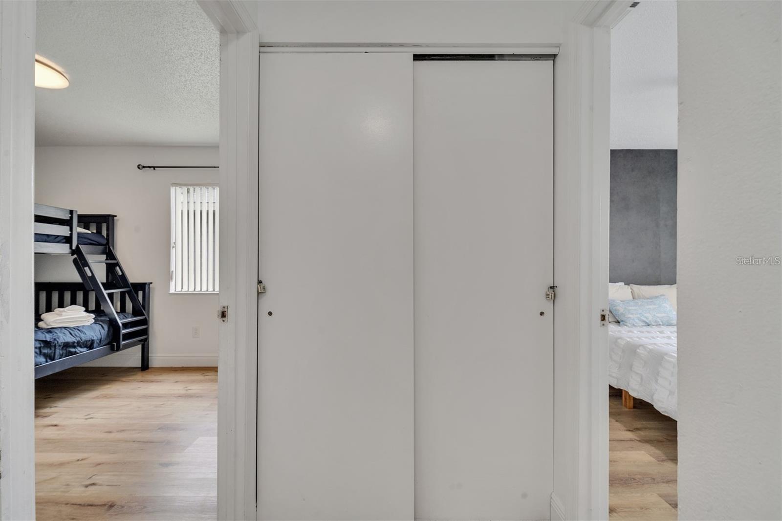 Image 17 of 25 For 153 Sandalwood Drive