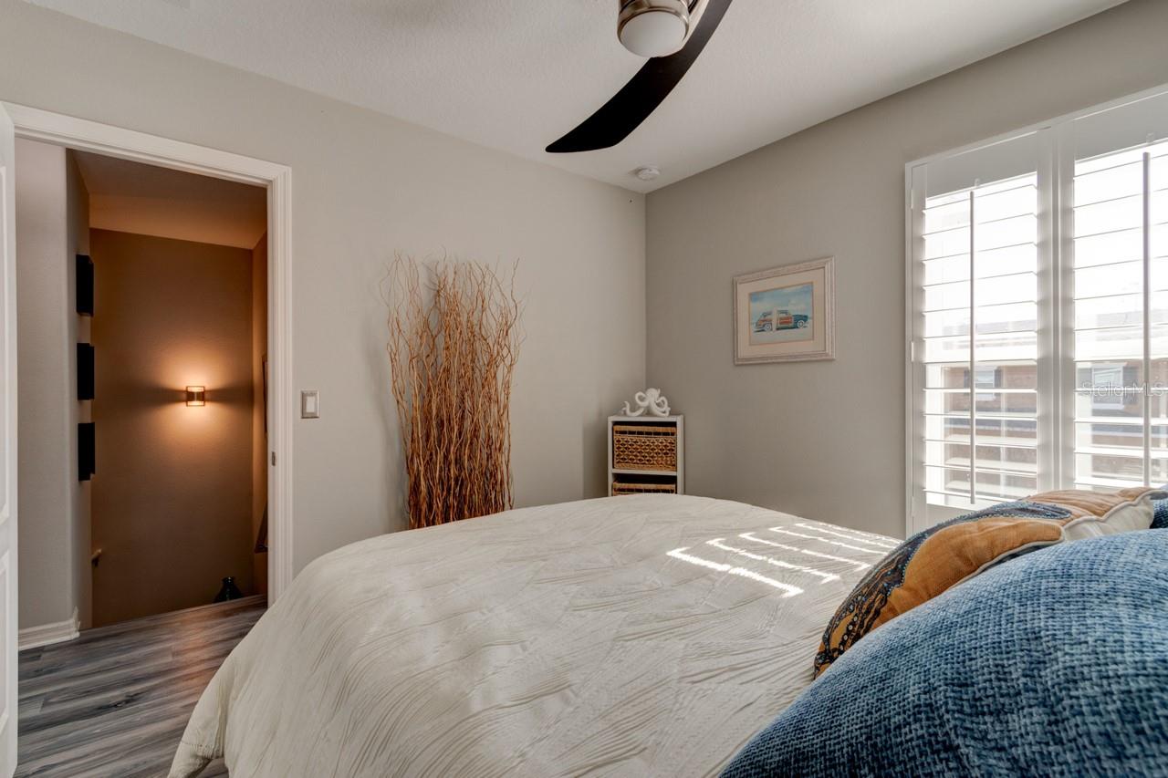 Image 16 of 28 For 208 Wentworth Grande Drive