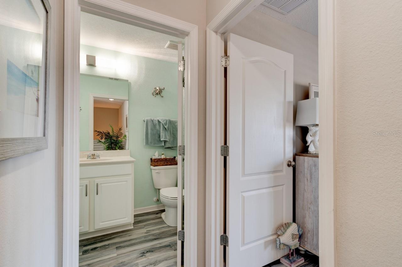 Image 19 of 28 For 208 Wentworth Grande Drive