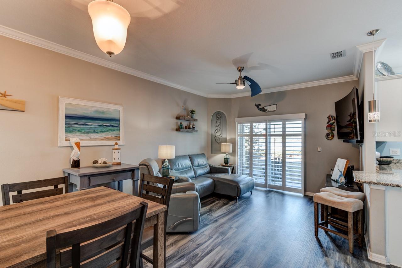 Image 6 of 28 For 208 Wentworth Grande Drive