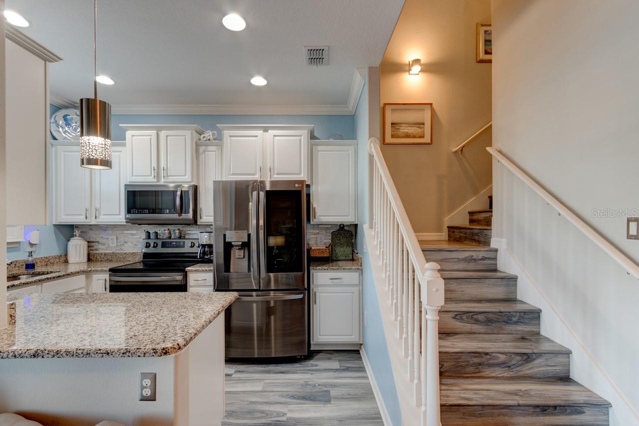 Image 7 of 28 For 208 Wentworth Grande Drive