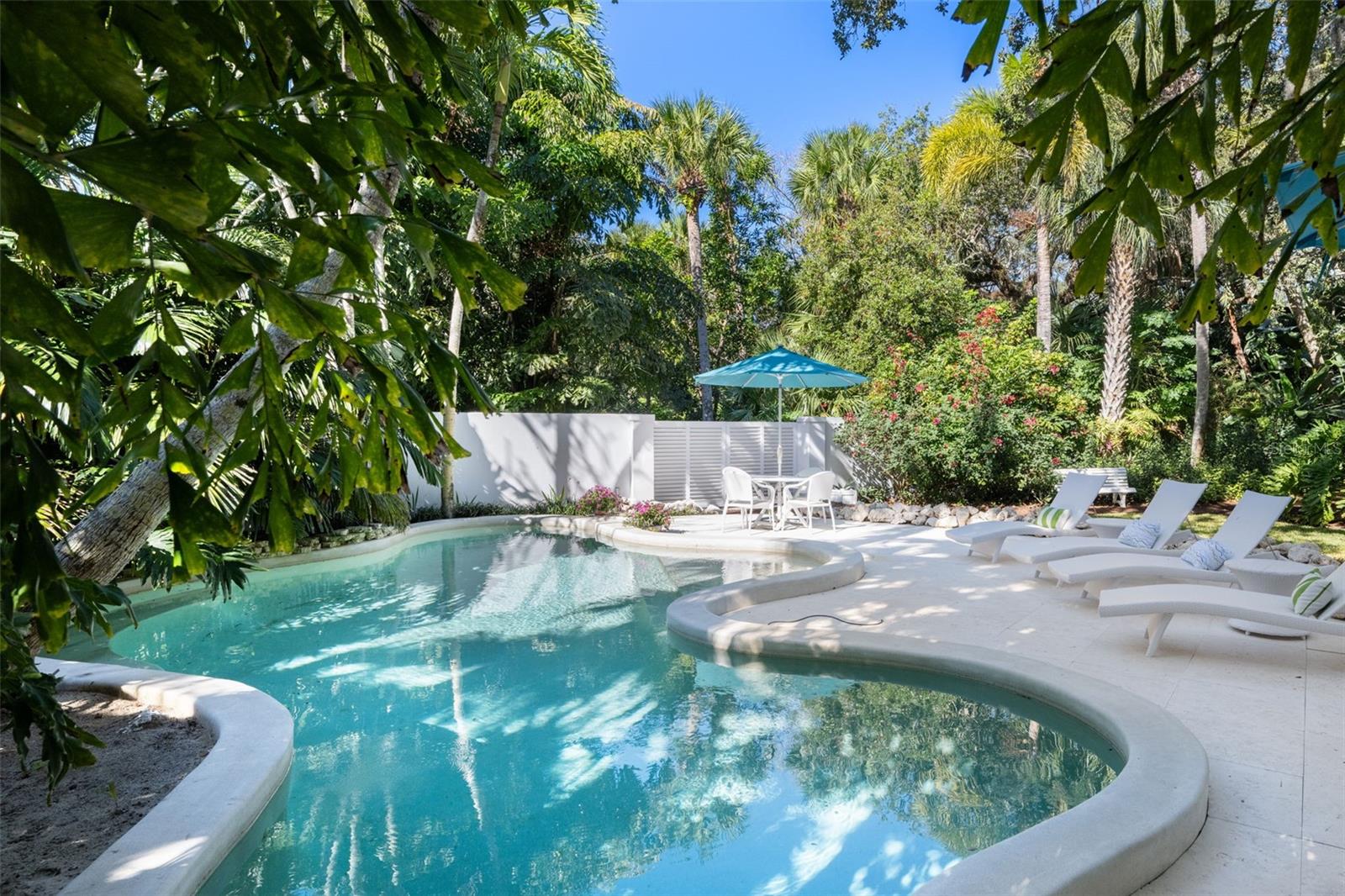 Image 42 of 44 For 315 Greytwig Road