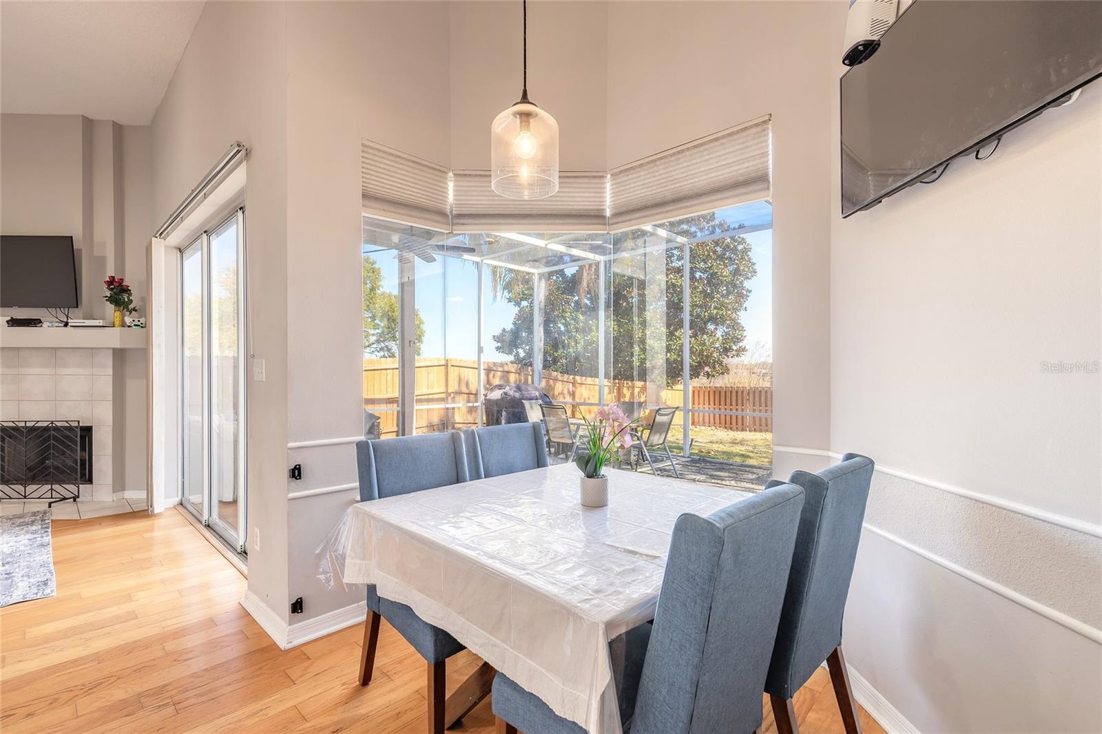 Image 10 of 47 For 1103 Lake Legro Court