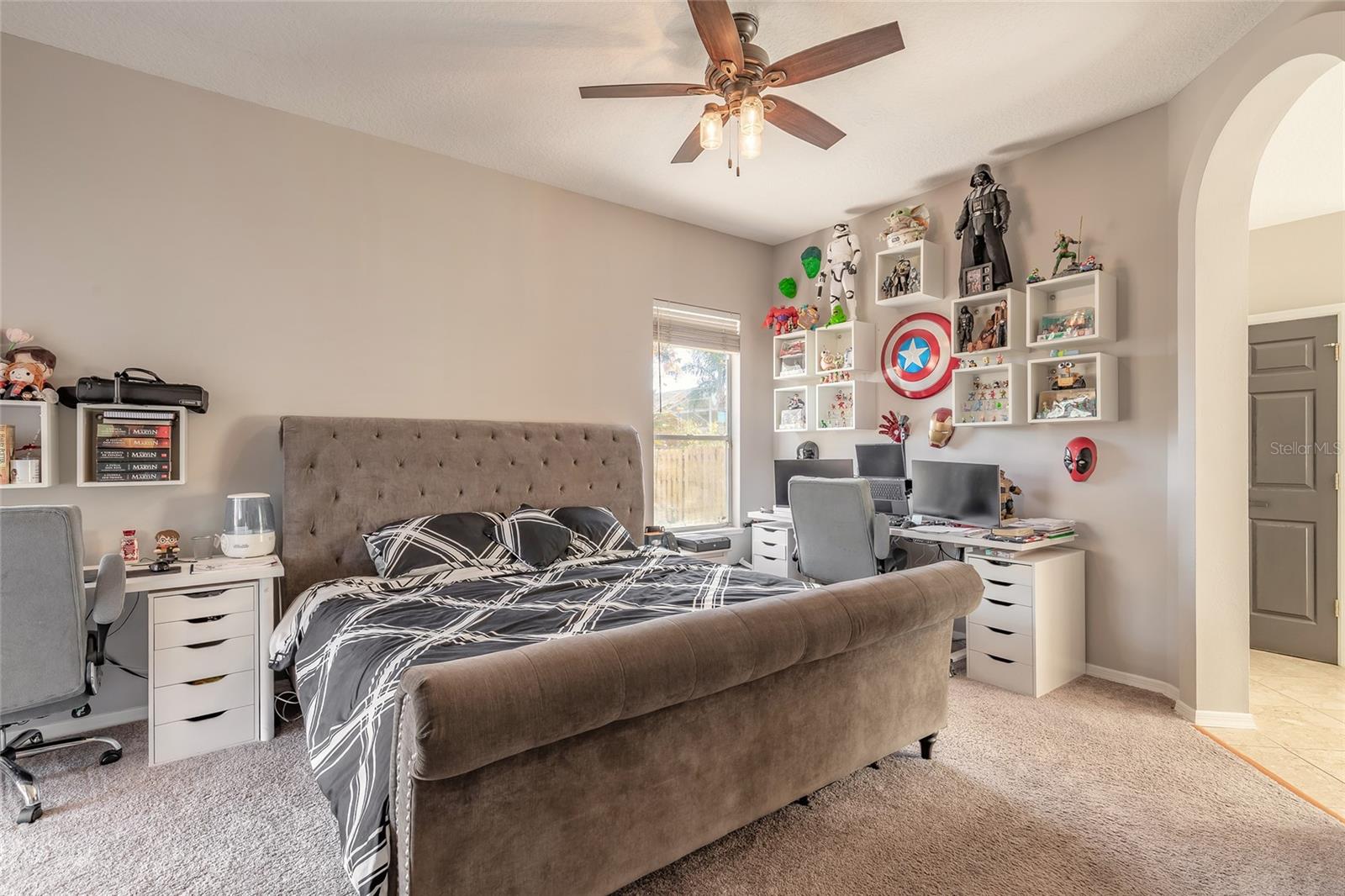 Image 16 of 47 For 1103 Lake Legro Court