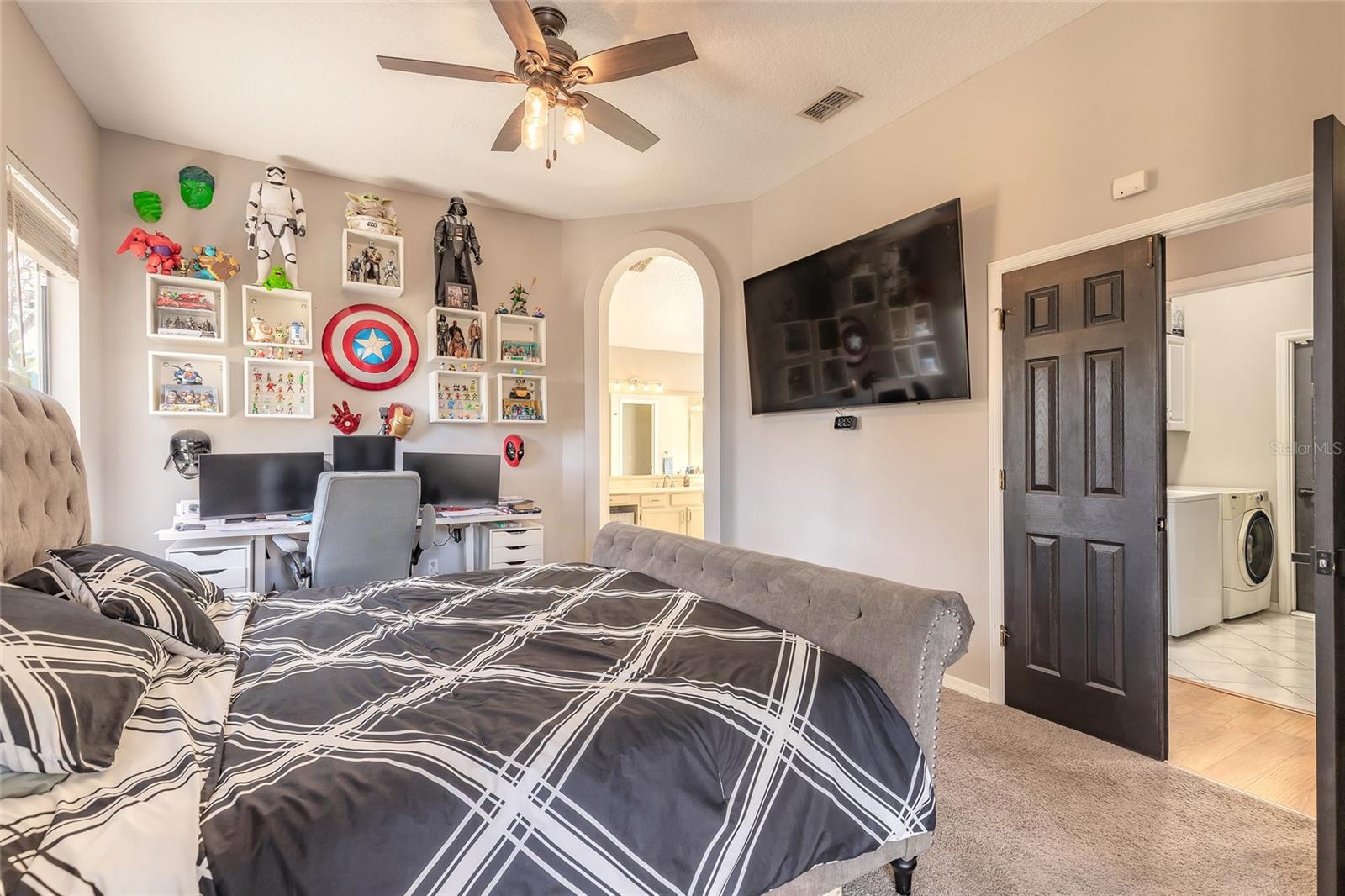 Image 18 of 47 For 1103 Lake Legro Court