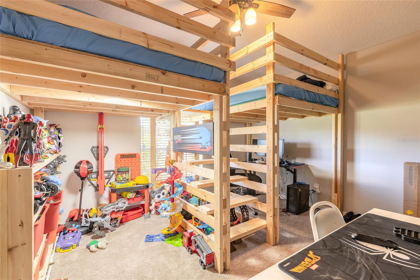 Image 27 of 47 For 1103 Lake Legro Court