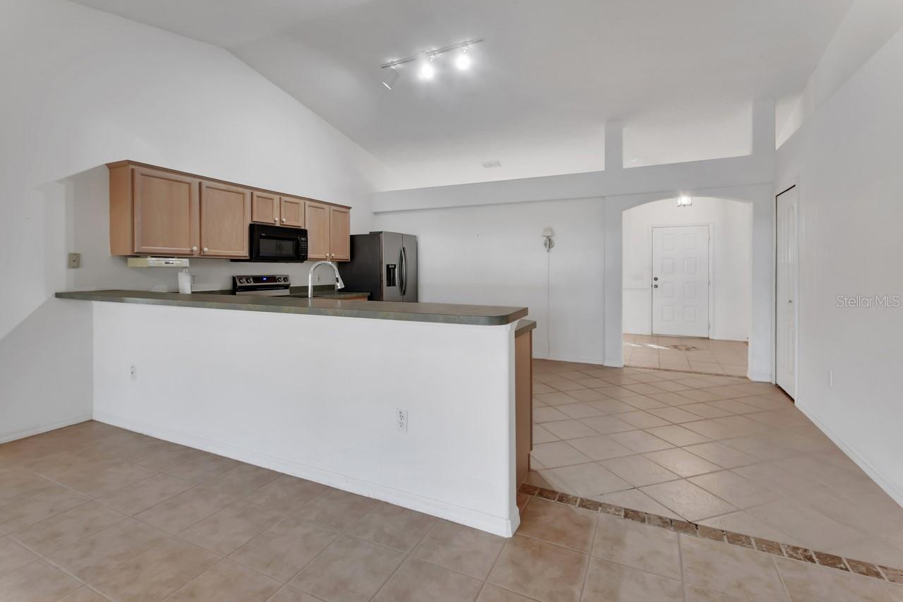 Image 13 of 39 For 1330 Wildberry Lane