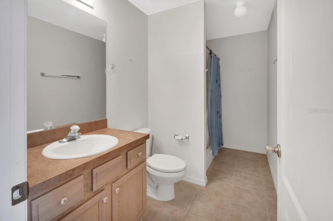 Image 25 of 39 For 1330 Wildberry Lane