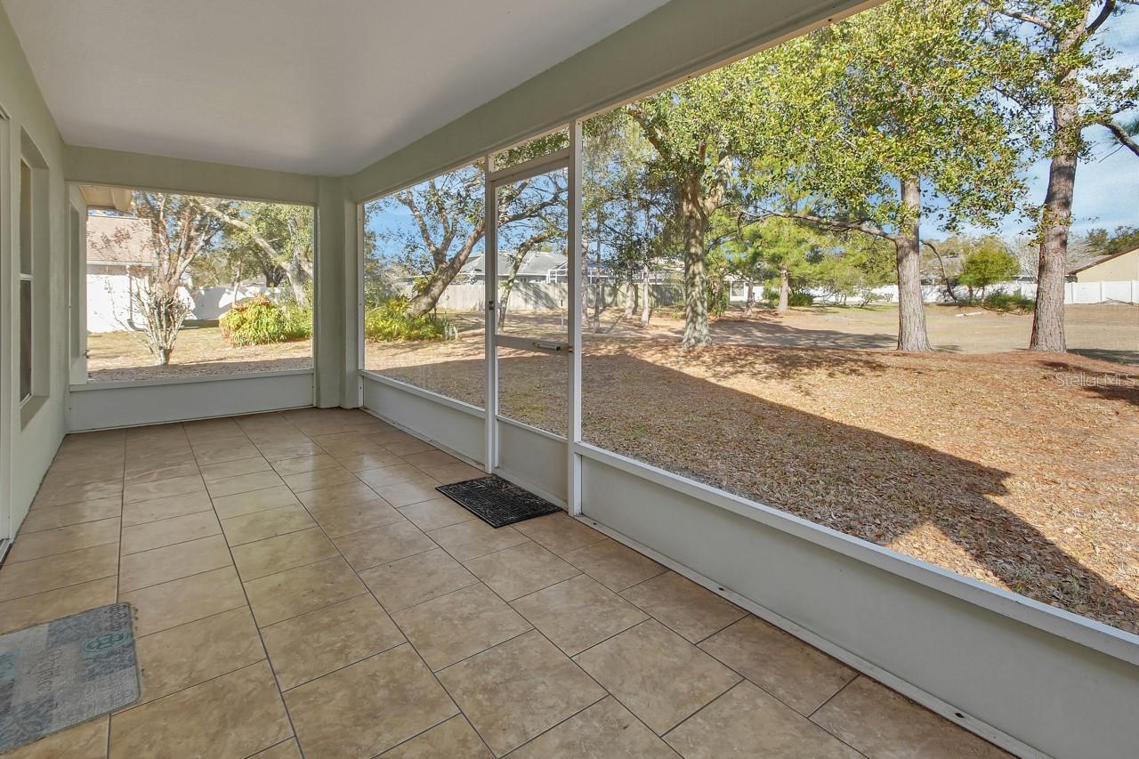 Image 32 of 39 For 1330 Wildberry Lane