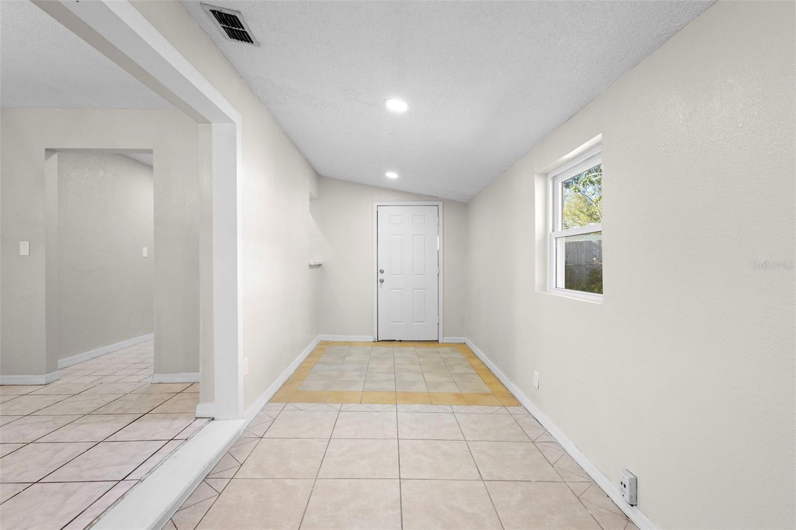 Image 13 of 28 For 1604 Stocking Street