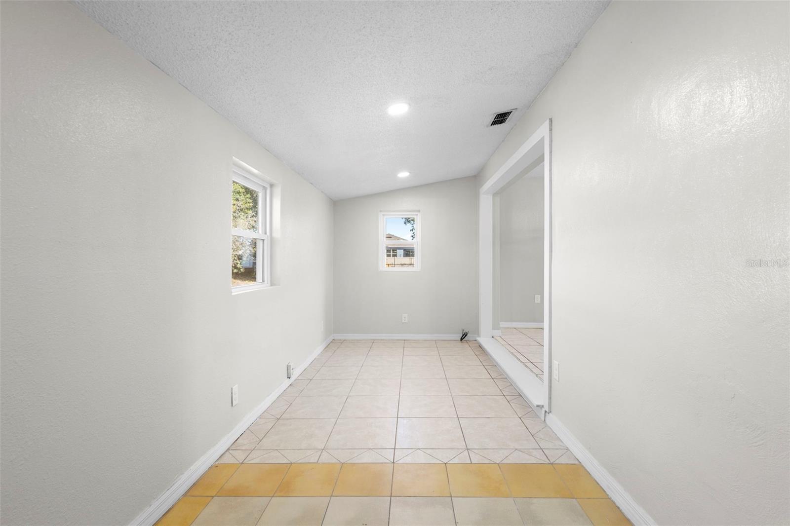 Image 14 of 28 For 1604 Stocking Street