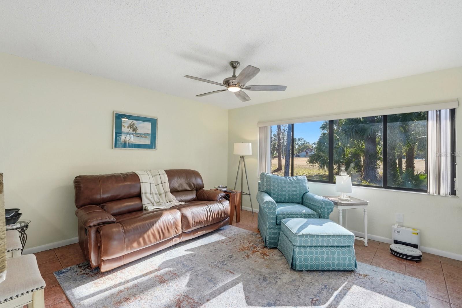 Image 20 of 51 For 57 Weymouth Lane