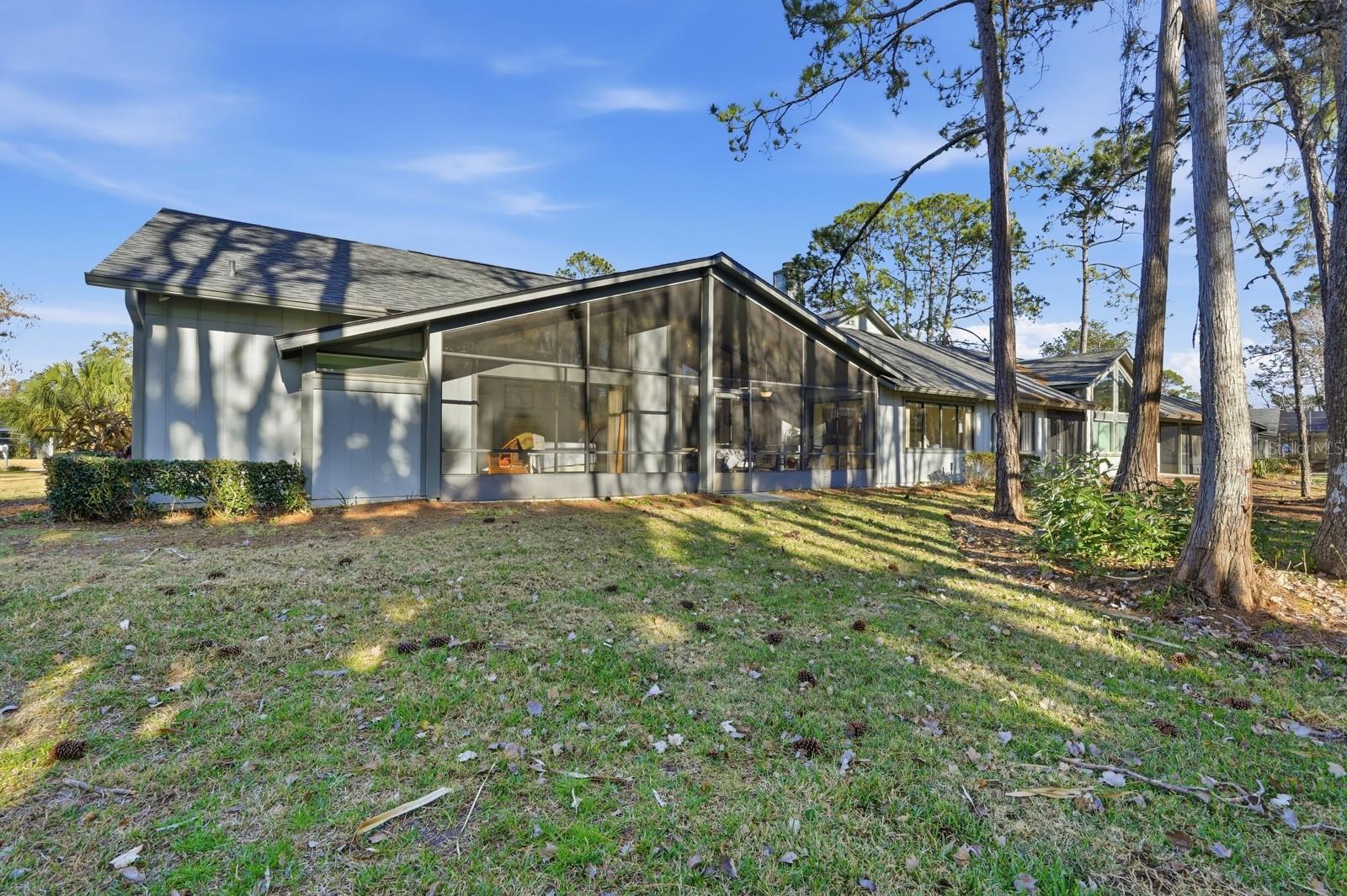 Image 35 of 51 For 57 Weymouth Lane