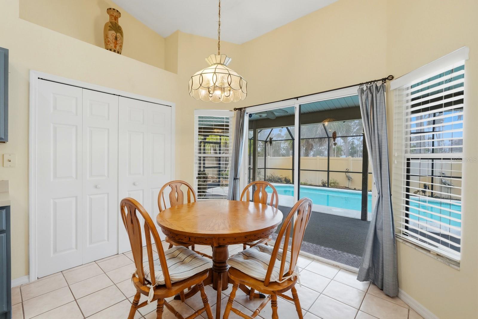 Image 21 of 63 For 90 Bryan Cave Road