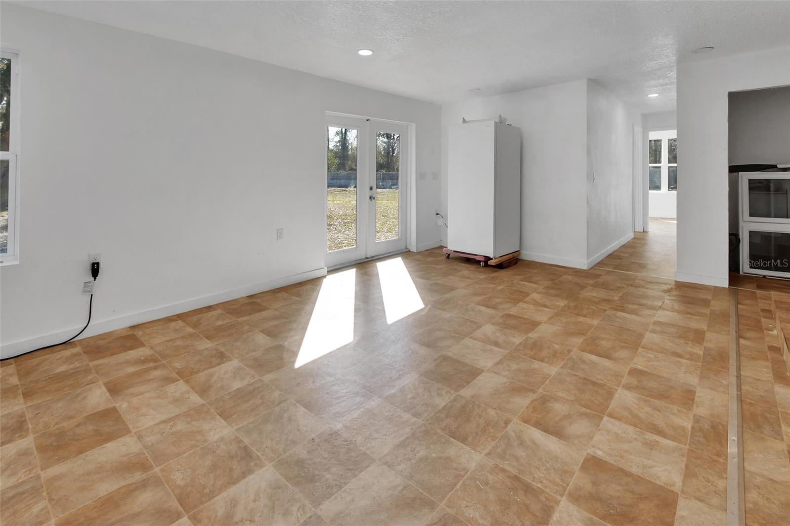 Image 31 of 40 For 2525 Vista Park Drive