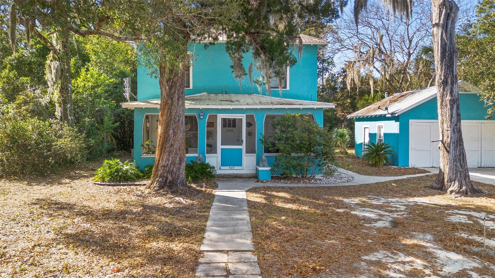 Image 10 of 43 For 529 Leavitt Avenue