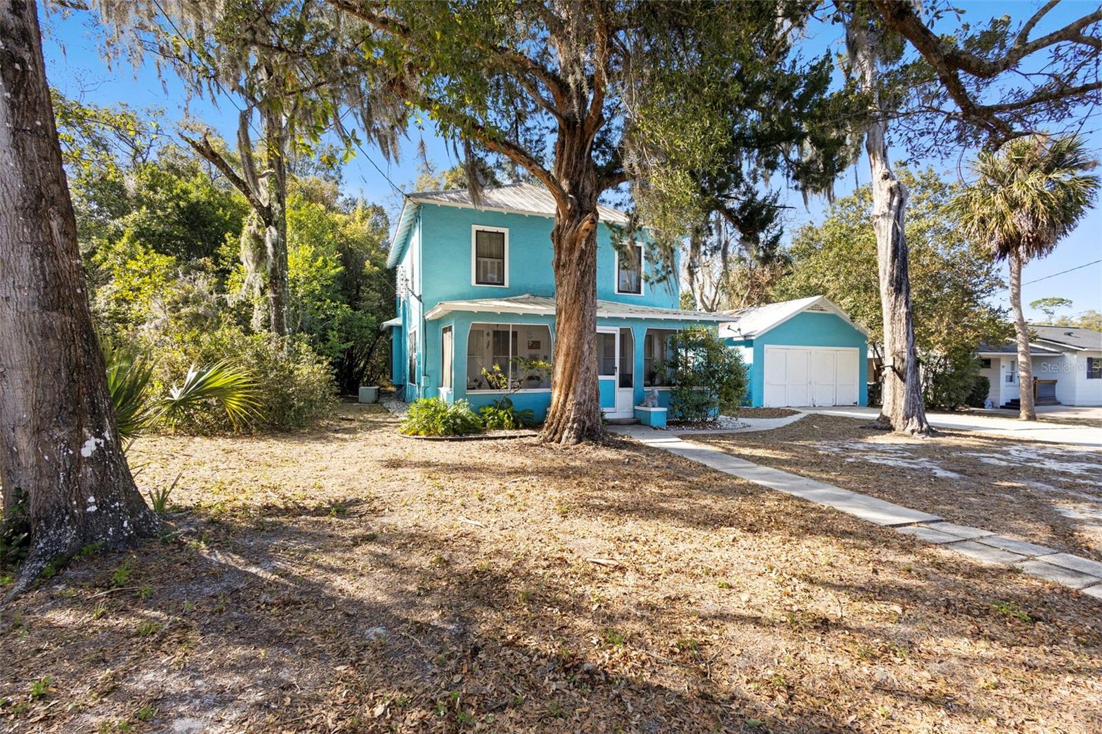 Image 6 of 43 For 529 Leavitt Avenue