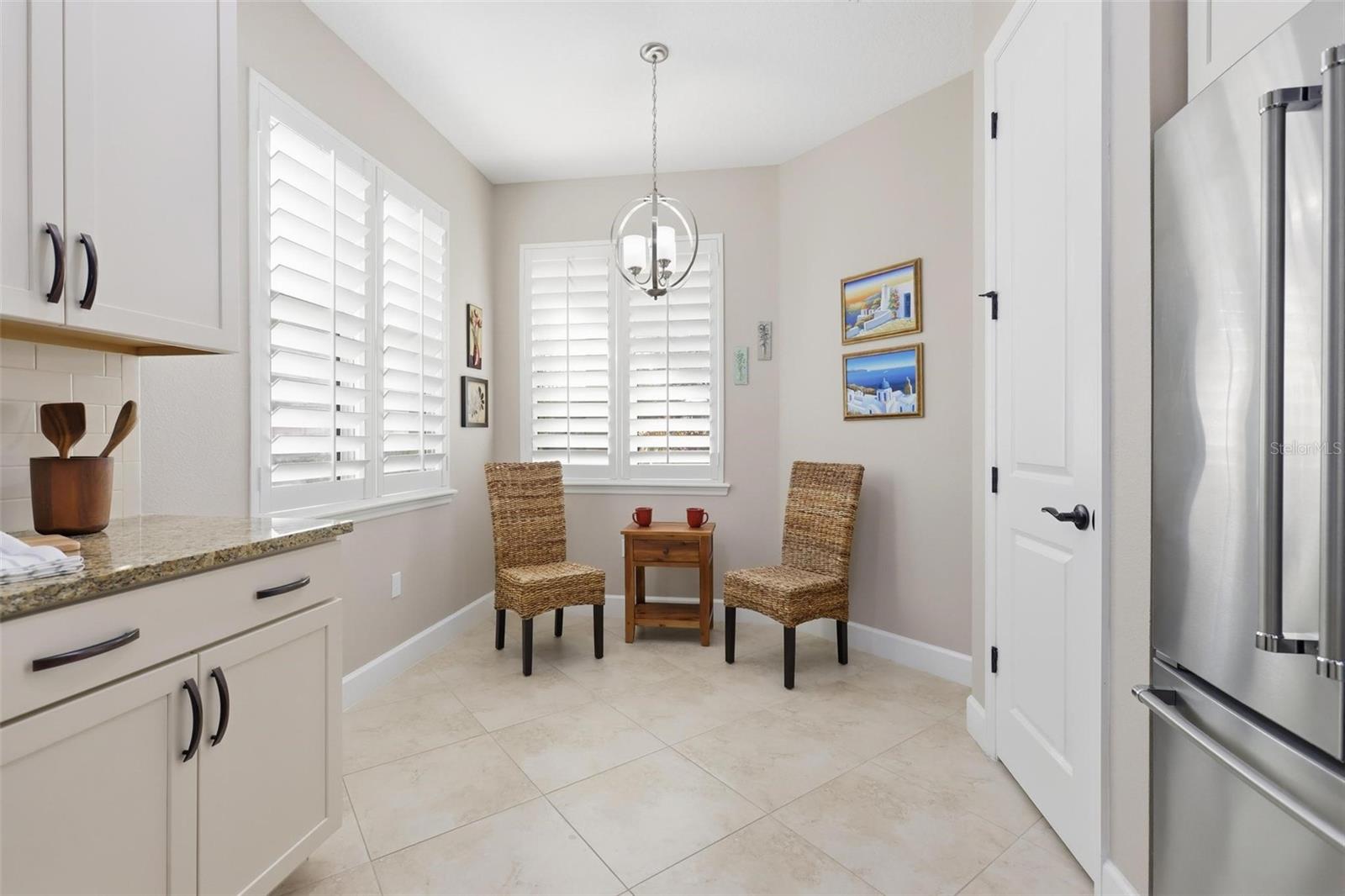 Image 17 of 37 For 1361 Hayton Avenue