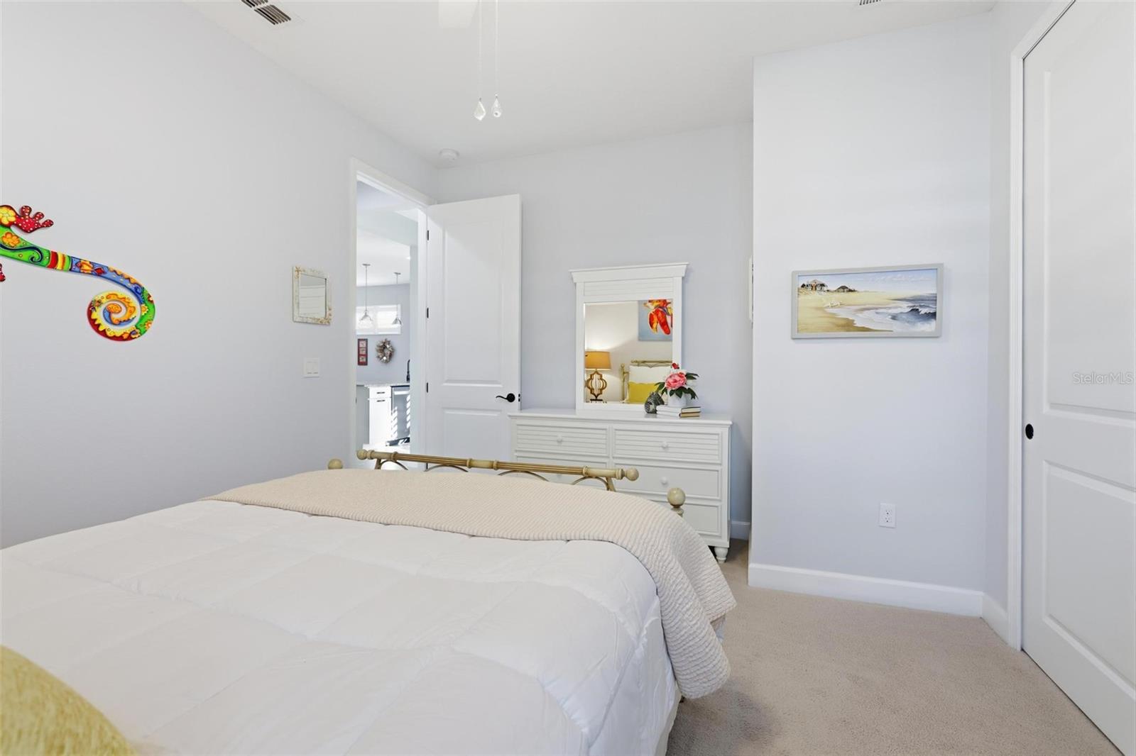 Image 30 of 37 For 1361 Hayton Avenue