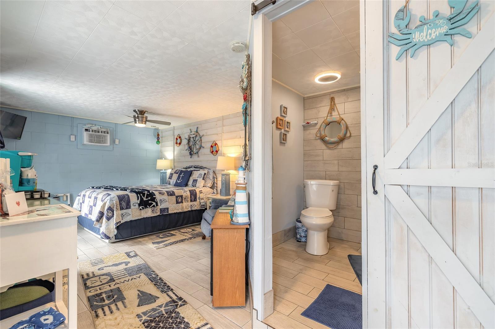 Image 23 of 67 For 191 Ariel Road