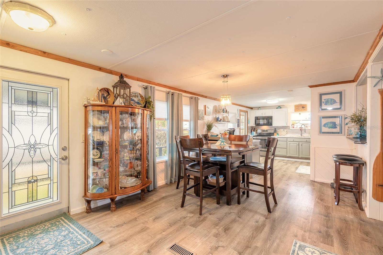 Image 49 of 67 For 191 Ariel Road